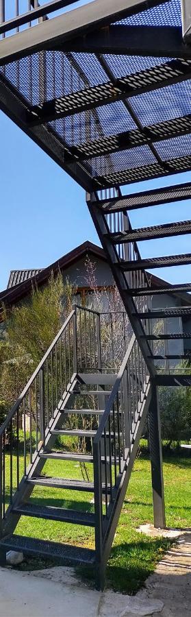 Mosqueteras Duplex Patagonicos Apartamento Villa La Angostura